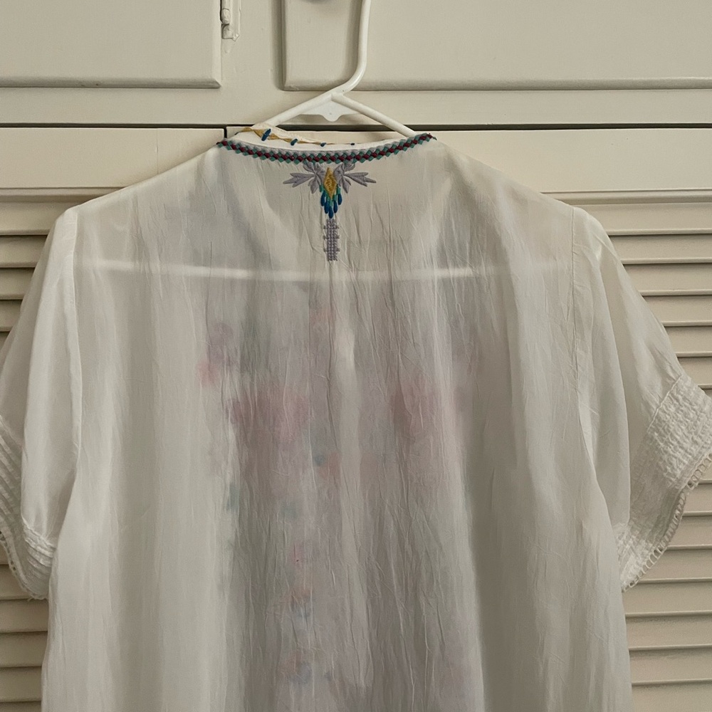 Johnny Was size medium M blouse/tunic. - Picture 3 of 3